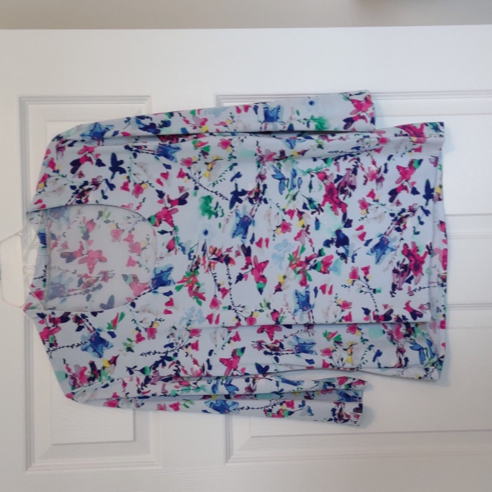 Women's Bundle of Five Size Large Blouse/Shirts - Picture 5 of 6